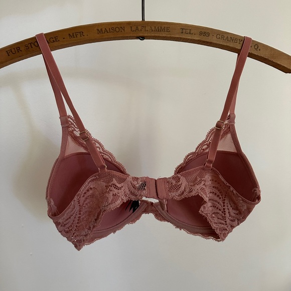 34C Natori Feathers - Picture 2 of 4